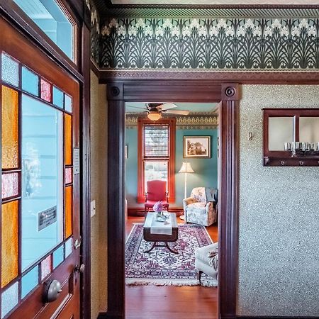 Mamere'S Guest House Monmouth Esterno foto