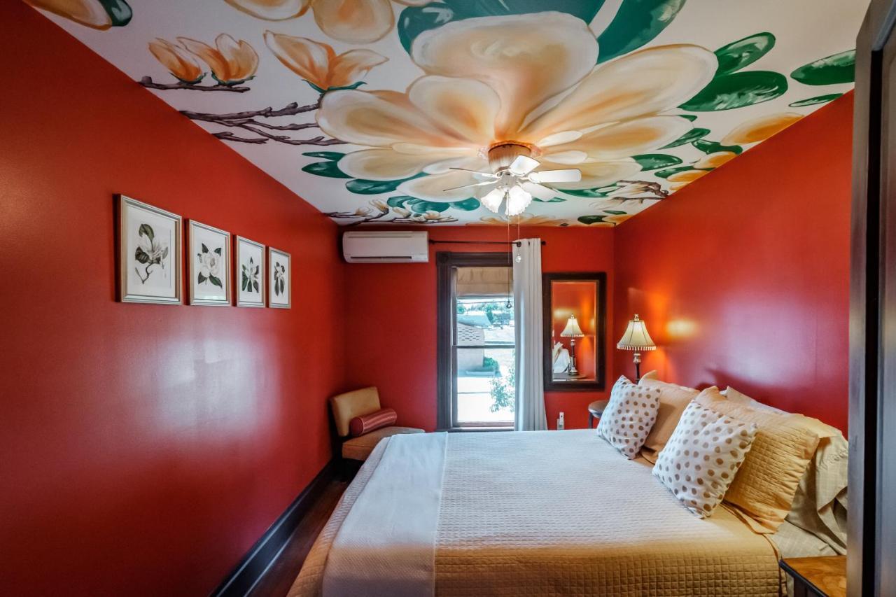 Mamere'S Guest House Monmouth Esterno foto